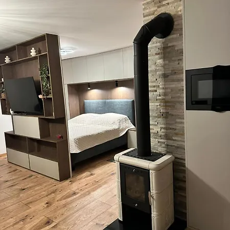 Luxusne Z Tarasami - Isabel *